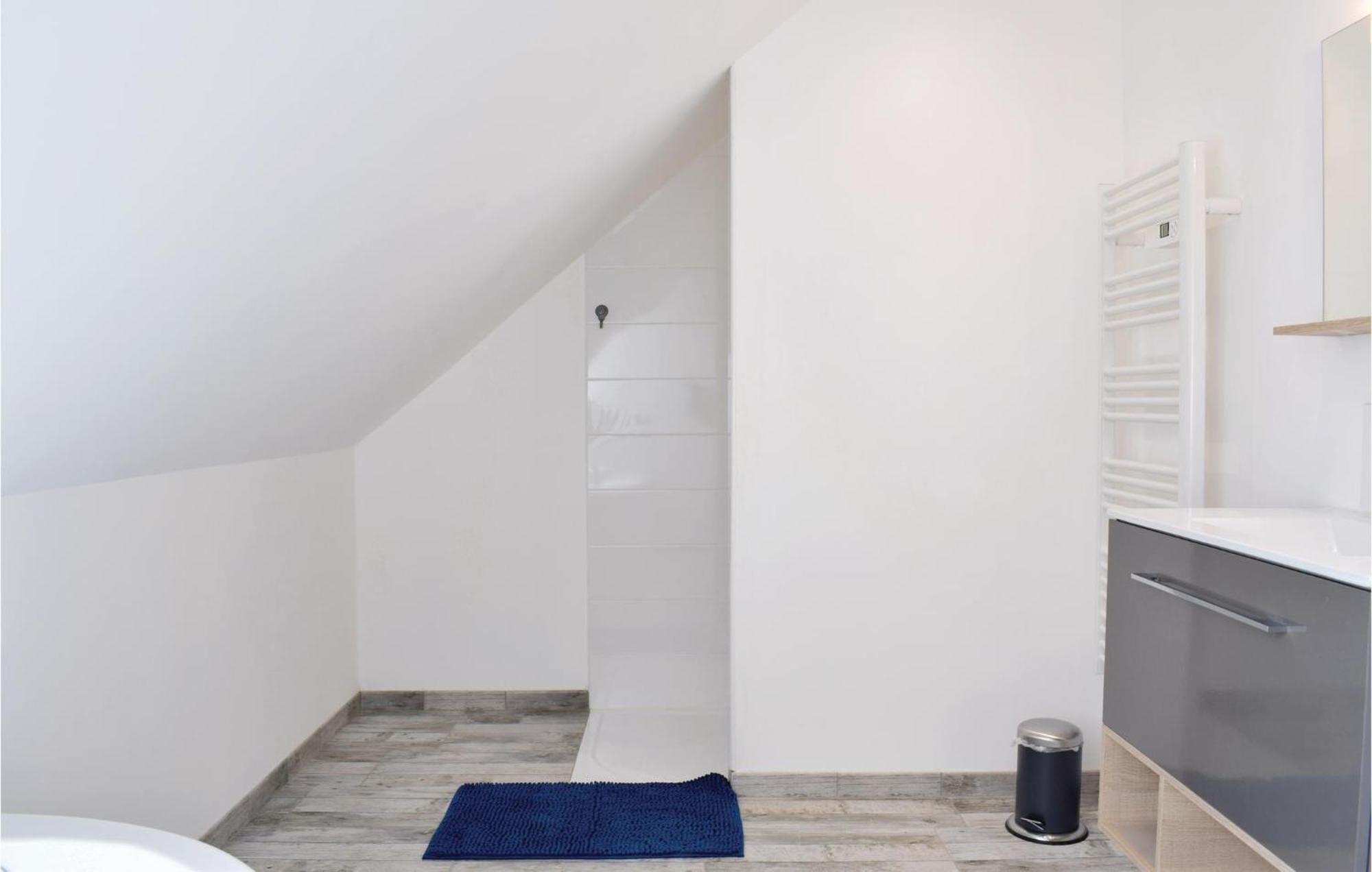 Amazing Home In Saint-Germain-Sur-Ay With Wifi المظهر الخارجي الصورة