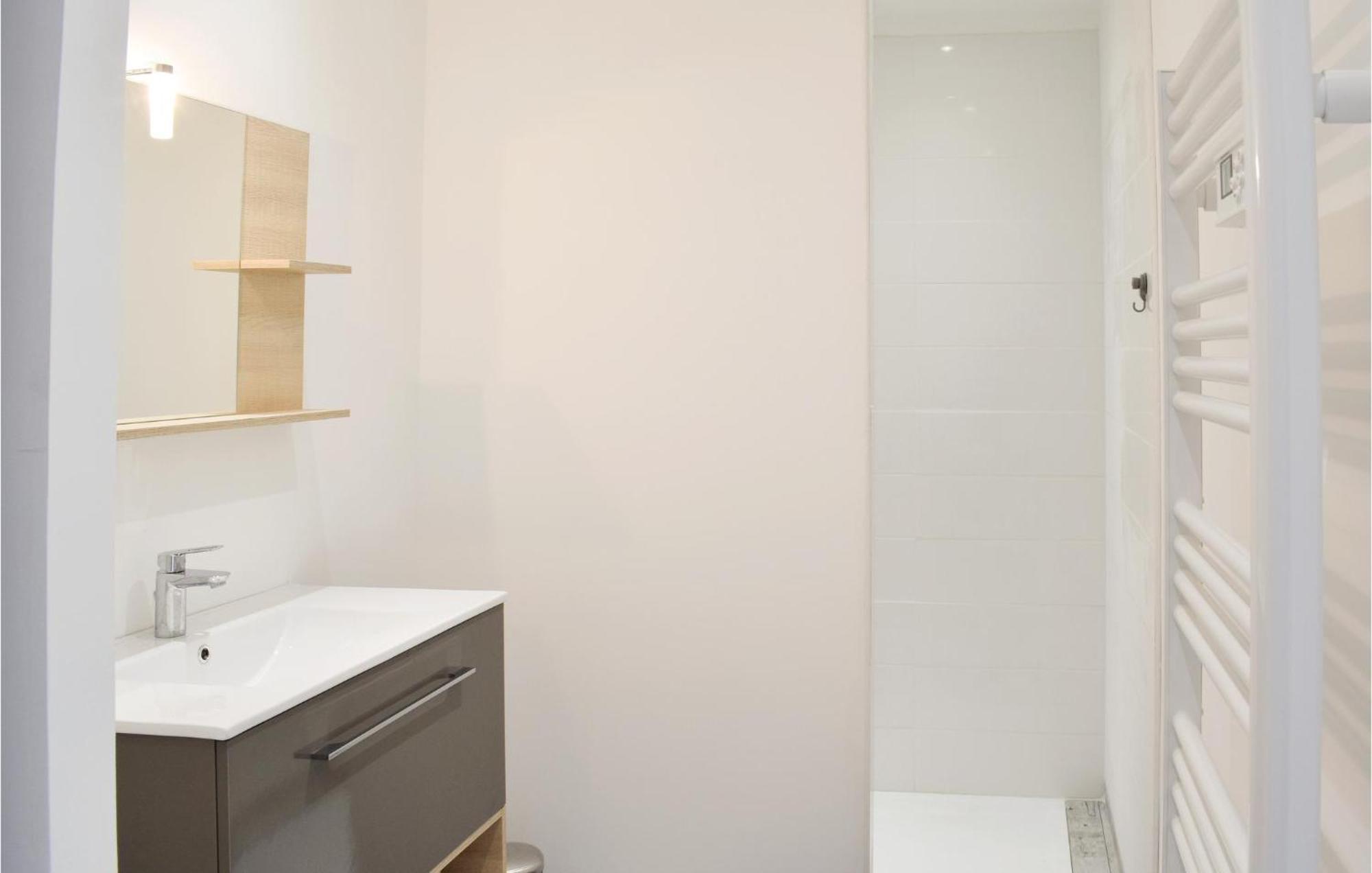 Amazing Home In Saint-Germain-Sur-Ay With Wifi المظهر الخارجي الصورة