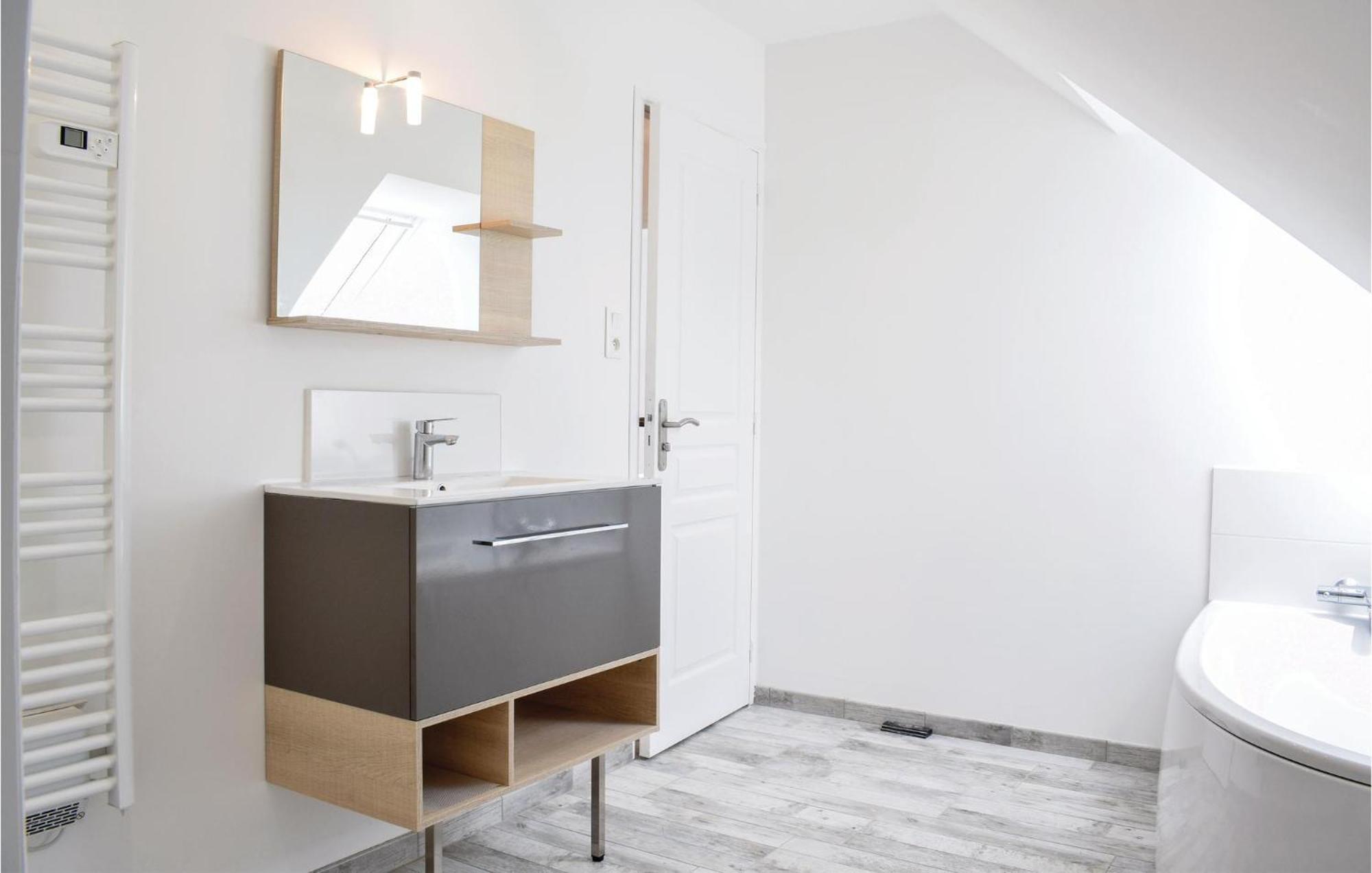 Amazing Home In Saint-Germain-Sur-Ay With Wifi المظهر الخارجي الصورة