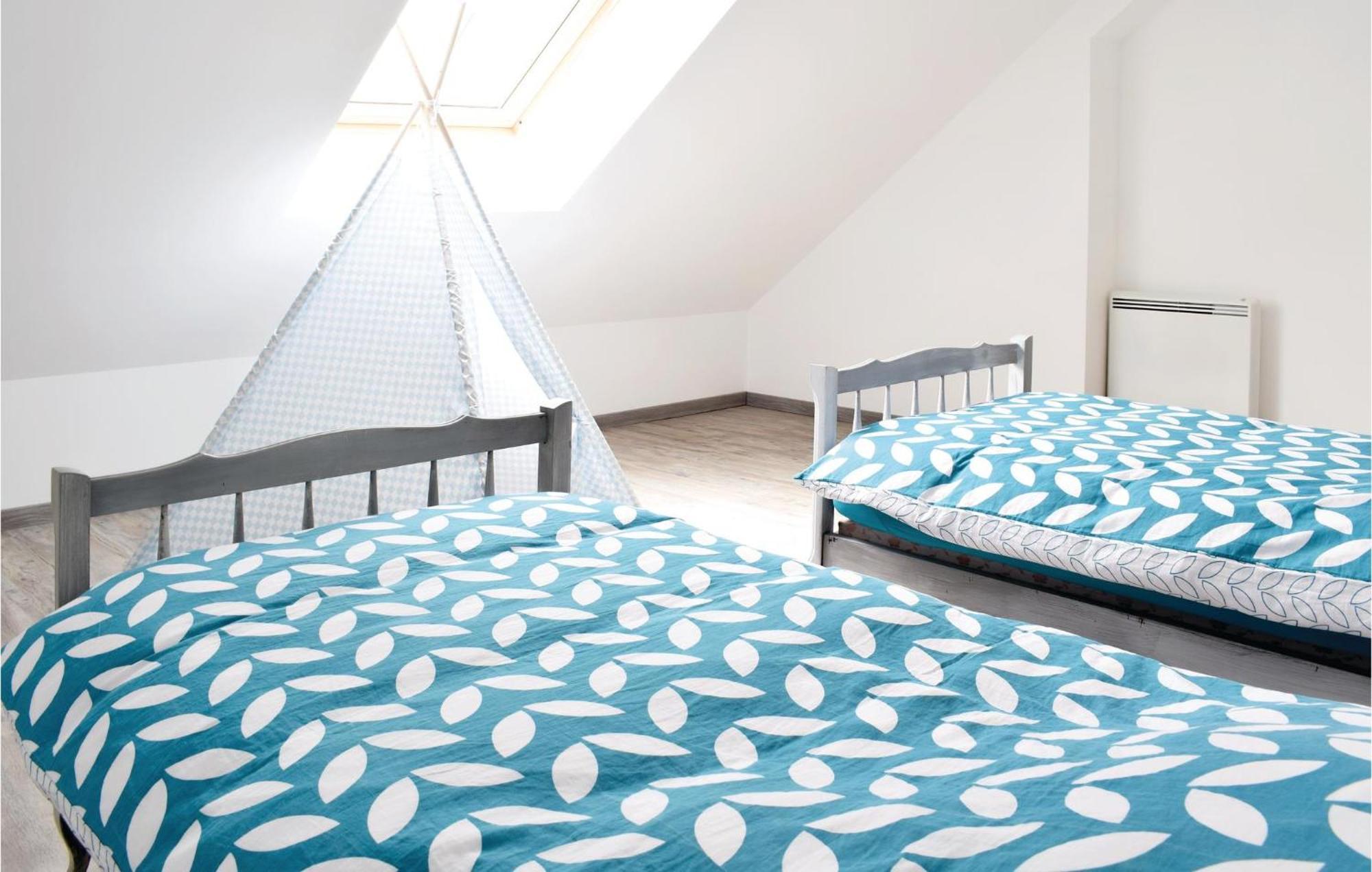 Amazing Home In Saint-Germain-Sur-Ay With Wifi المظهر الخارجي الصورة