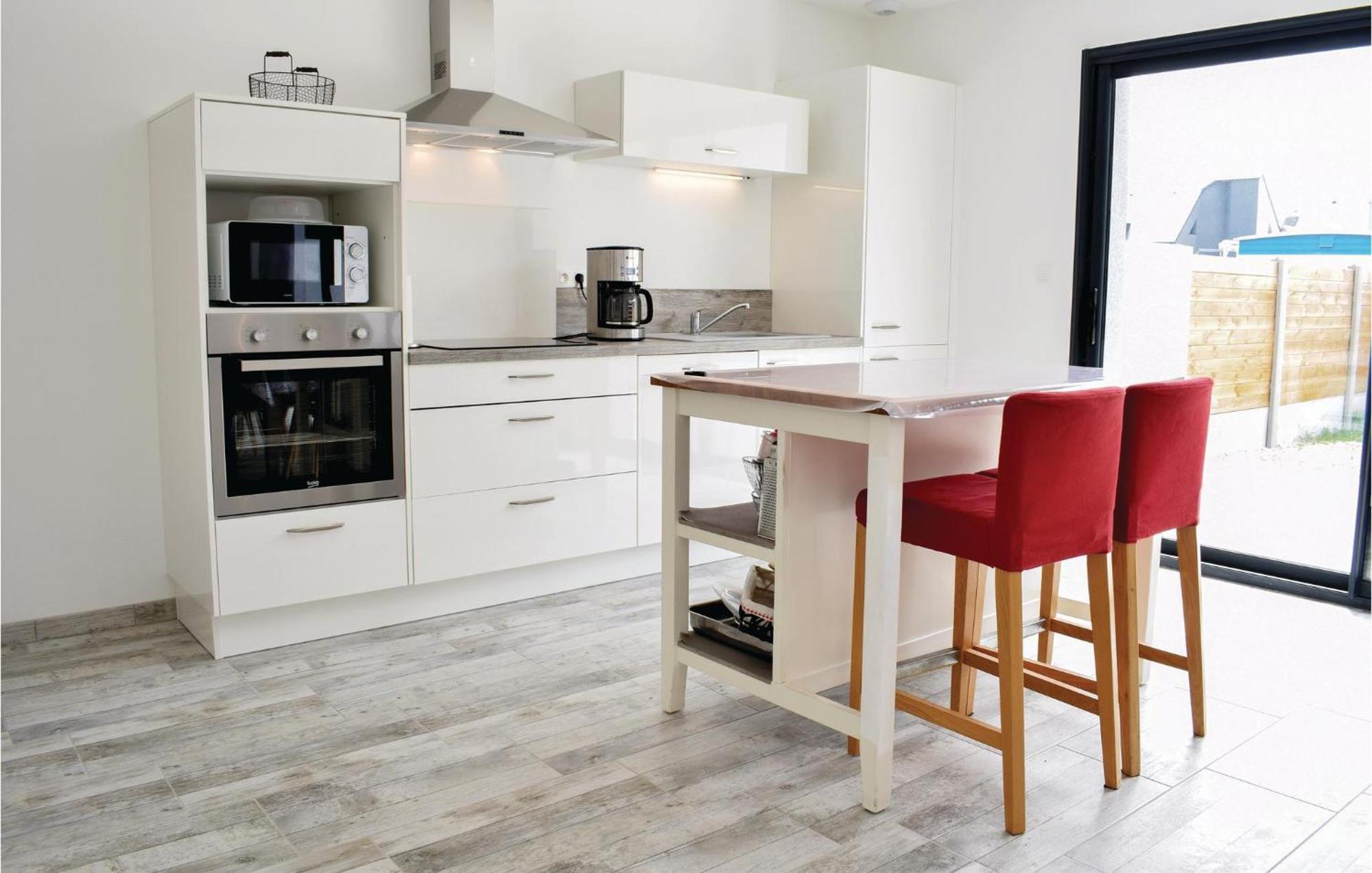 Amazing Home In Saint-Germain-Sur-Ay With Wifi المظهر الخارجي الصورة