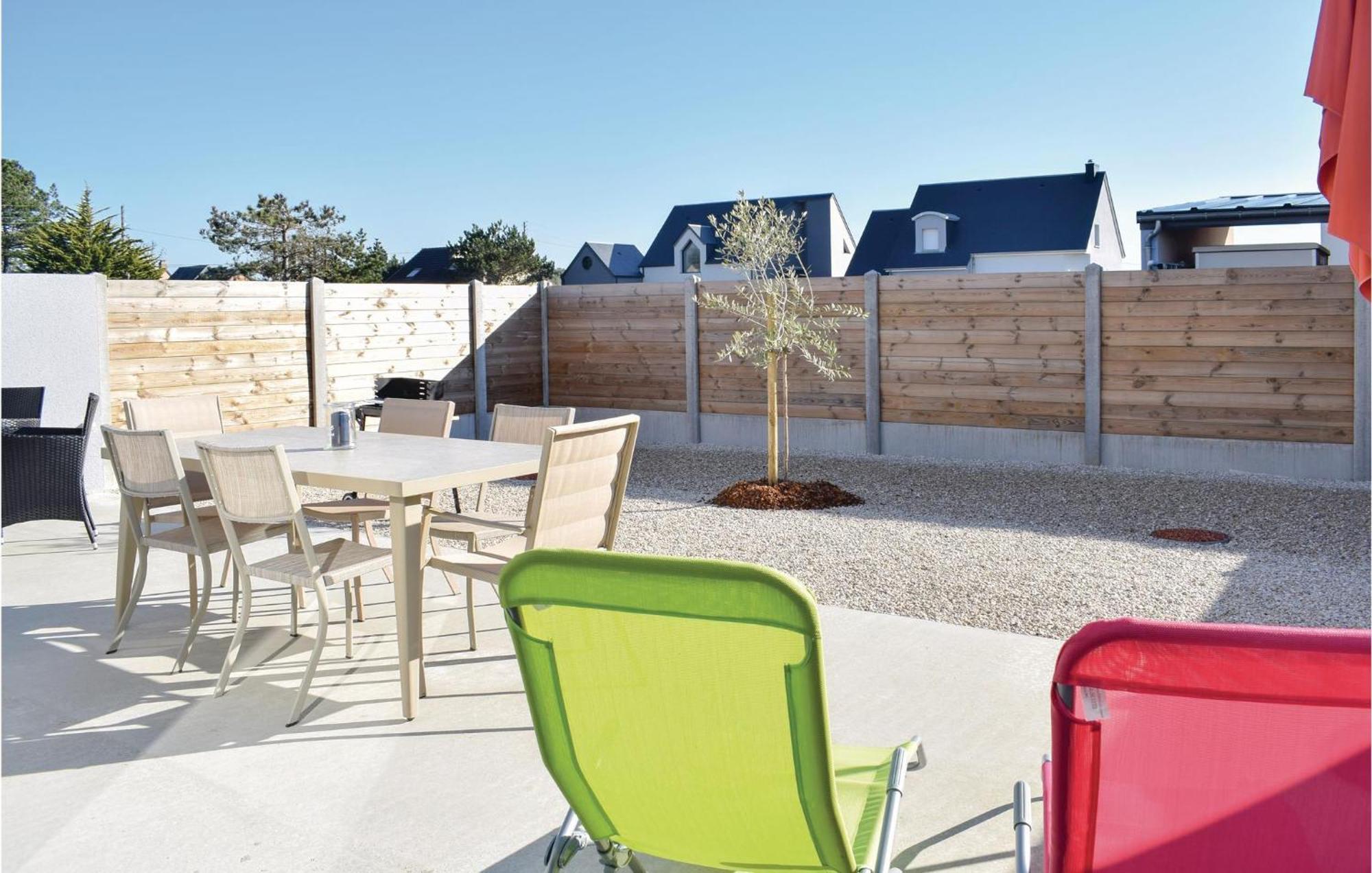 Amazing Home In Saint-Germain-Sur-Ay With Wifi المظهر الخارجي الصورة